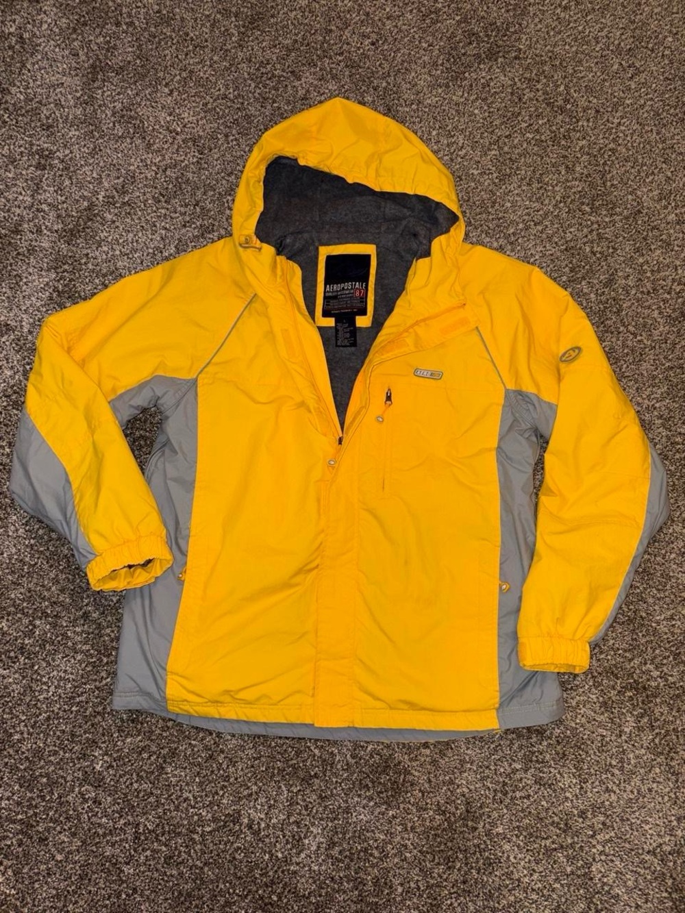 Vintage Y2K Aeropostale Yellow and Grey Winter Ski Coat